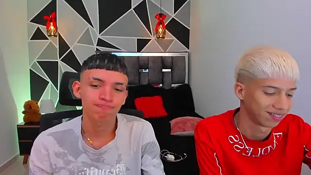 Juan Nd Steven online show from March 17, 2026, 3:42 am