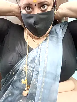 ashikaa r online show from January 11, 2026, 6:04 pm