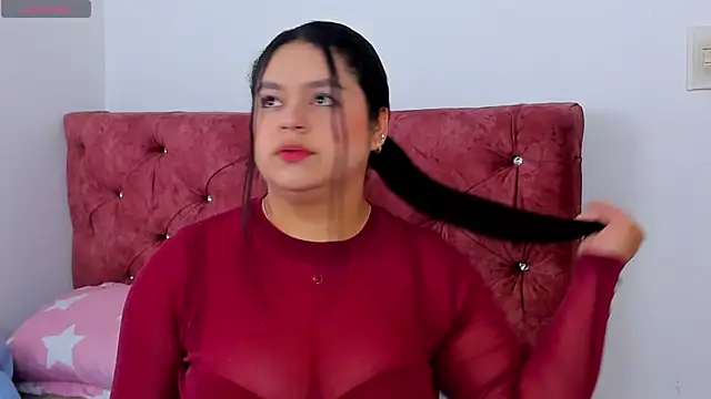 Snapshot of skyhotgirll chatting on May 15, 2026, 12:58 pm skyhotgirll online show from May 15, 2026, 12:58 pm