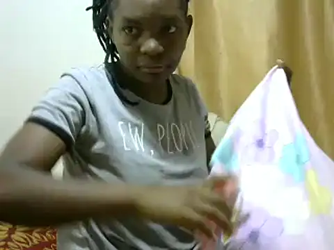 Snapshot of sexy_pesh003 chatting on March 2, 2025, 11:06 pm sexy pesh003 online show from March 2, 2025, 11:06 pm