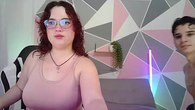 AndrewAnndCherry online show from May 21, 2026, 12:08 am