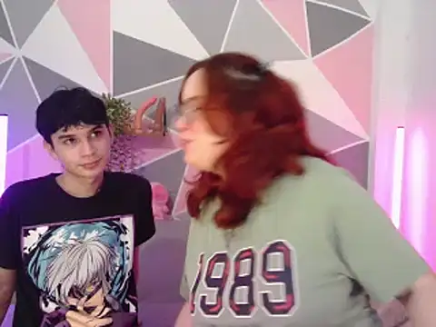 AndrewAnndCherry online show from December 3, 2025, 12:12 am