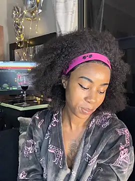 Dime-   online show from October 15, 2025, 10:07 pm