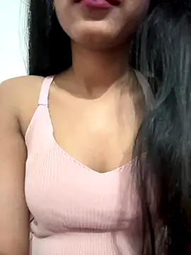 Snapshot of Hot_Goldengirl chatting on October 15, 2025, 1:08 pm Hot Goldengirl online show from October 15, 2025, 1:08 pm