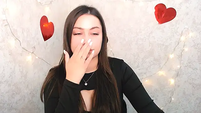 EmiliaTemi  online show from February 21, 2025, 3:54 pm