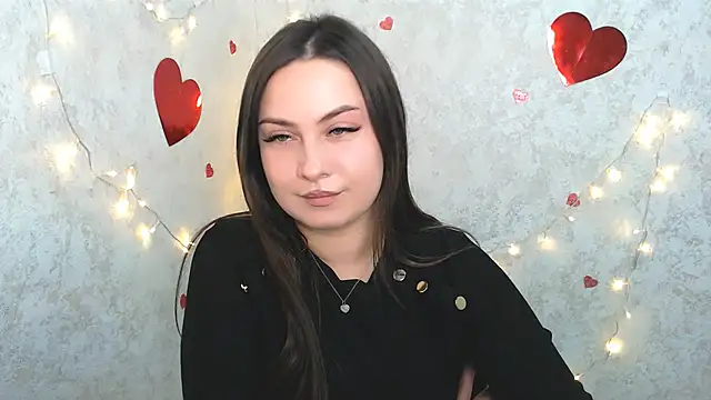 EmiliaTemi  online show from February 25, 2025, 1:32 pm