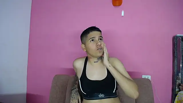 cami hots online show from September 23, 2025, 1:23 am