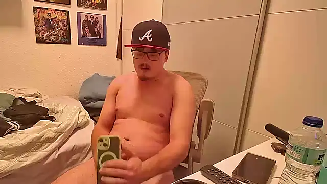 Snapshot of Marioo4k chatting on September 24, 2025, 10:27 pm Marioo4k online show from September 24, 2025, 10:27 pm