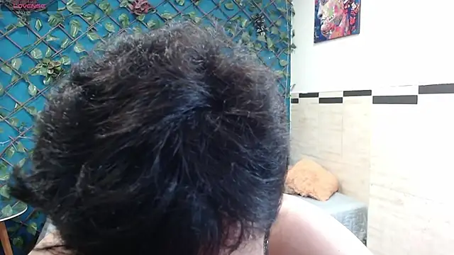 Snapshot of Waturox chatting on October 18, 2025, 7:38 pm Waturox online show from October 18, 2025, 7:38 pm