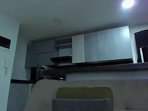 Snapshot of Alexander_Martines chatting on September 28, 2025, 2:40 am Alexander Martines online show from September 28, 2025, 2:40 am