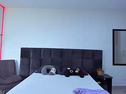 Alexander Martines online show from November 26, 2025, 9:15 pm