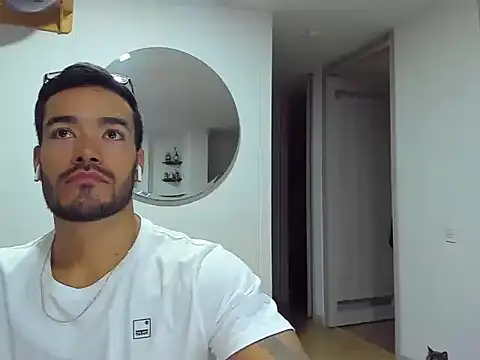 Snapshot of Alexander_Martines chatting on July 19, 2026, 12:30 am Alexander Martines online show from July 19, 2026, 12:30 am