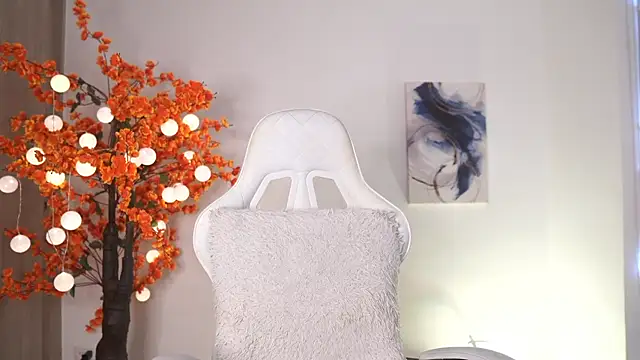 Snapshot of VictoriaHiill chatting on October 31, 2025, 9:11 pm VictoriaHiill online show from October 31, 2025, 9:11 pm