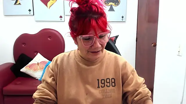 Salomeediaz  online show from September 9, 2025, 9:02 pm