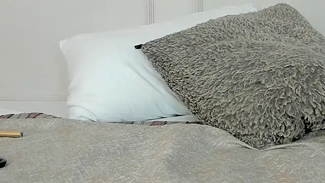 Mariapettit online show from November 24, 2025, 11:43 am