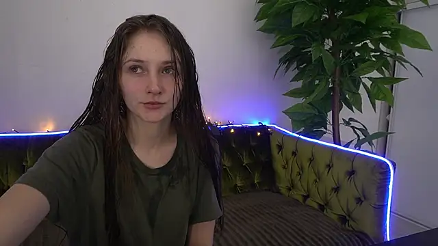 PamelaXX  online show from February 9, 2025, 9:17 pm