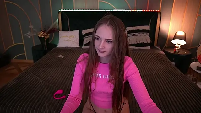 PamelaXX  online show from October 5, 2025, 8:10 pm