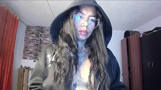 Snapshot of nicole_volkov chatting on November 11, 2025, 6:08 am nicole volkov online show from November 11, 2025, 6:08 am