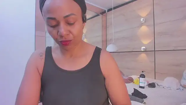 martina touss online show from January 14, 2026, 1:04 pm