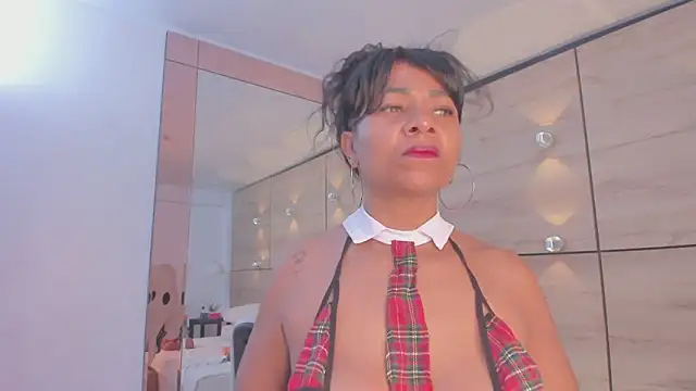 Snapshot of martina_touss chatting on October 20, 2025, 11:44 am martina touss online show from October 20, 2025, 11:44 am