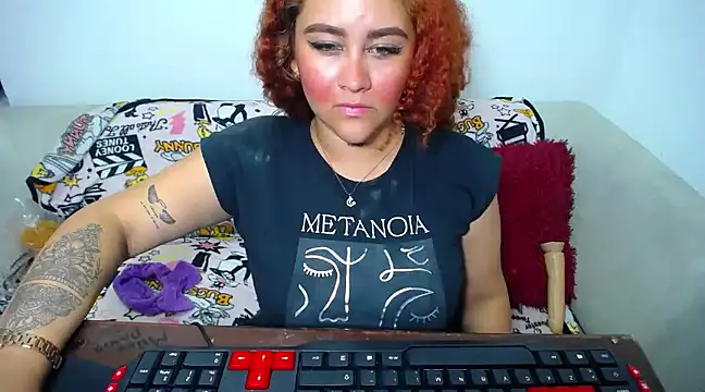 loly bigbooty4u online show from January 23, 2025, 3:26 am