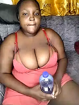 Snapshot of Bigboobylovers chatting on February 6, 2025, 2:22 am Bigboobylovers online show from February 6, 2025, 2:22 am