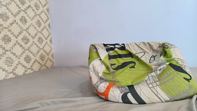 Chantal taylor  online show from March 15, 2025, 6:21 pm