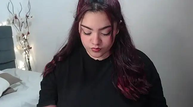 KathyGonzalez online show from February 5, 2025, 5:09 pm