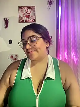 Snapshot of KathyGonzalez chatting on October 19, 2025, 1:47 pm KathyGonzalez online show from October 19, 2025, 1:47 pm