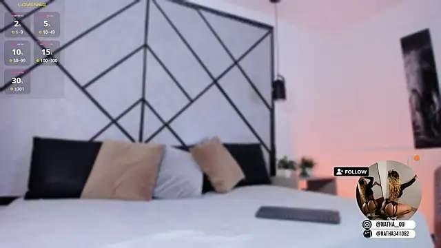 Snapshot of Natasha_Smith09 chatting on March 7, 2025, 7:49 pm Natasha Smith09 online show from March 7, 2025, 7:49 pm