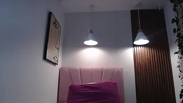 Snapshot of _Daneshka chatting on October 24, 2025, 2:05 pm  Daneshka online show from October 24, 2025, 2:05 pm