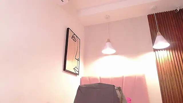 Snapshot of _Daneshka chatting on October 10, 2025, 6:09 pm  Daneshka online show from October 10, 2025, 6:09 pm