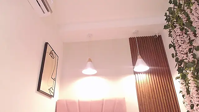 Snapshot of _Daneshka chatting on September 18, 2025, 6:11 pm  Daneshka online show from September 18, 2025, 6:11 pm