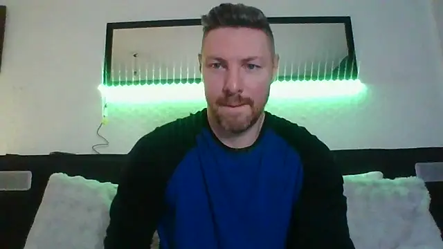 Fit4fun24 online show from February 10, 2026, 6:51 pm