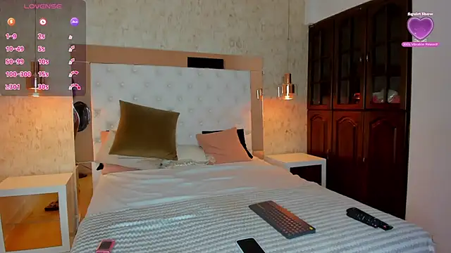 AshleyyBrownn online show from November 26, 2025, 3:06 am