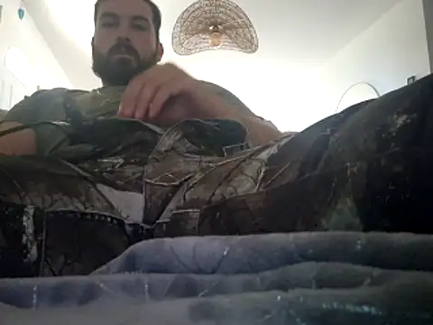 Snapshot of Leonormaldick chatting on October 24, 2025, 11:31 am Leonormaldick online show from October 24, 2025, 11:31 am