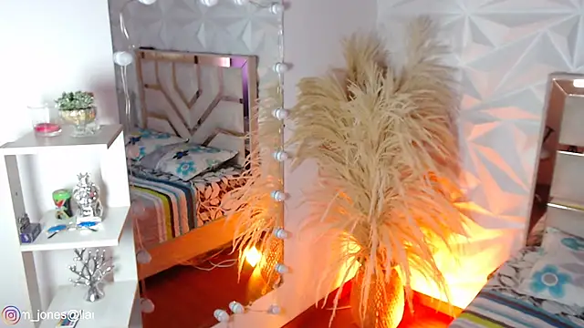 Jonesliam23 online show from March 16, 2026, 7:16 pm