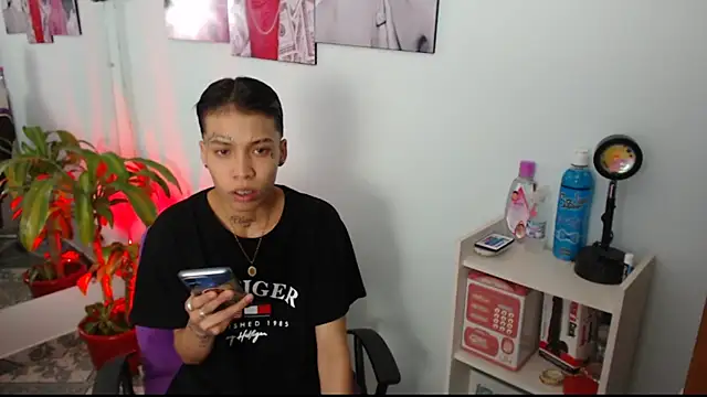 Jonesliam23 online show from January 30, 2025, 11:34 pm