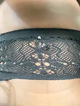 adaraSmiith online show from March 3, 2026, 12:23 pm