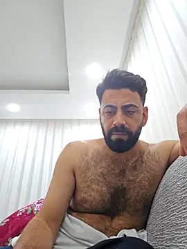 Snapshot of Arena2133 chatting on October 30, 2025, 10:39 pm Arena2133 online show from October 30, 2025, 10:39 pm