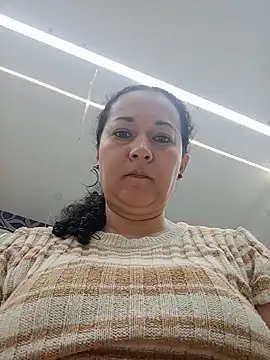 luisa curli online show from May 15, 2026, 10:52 pm