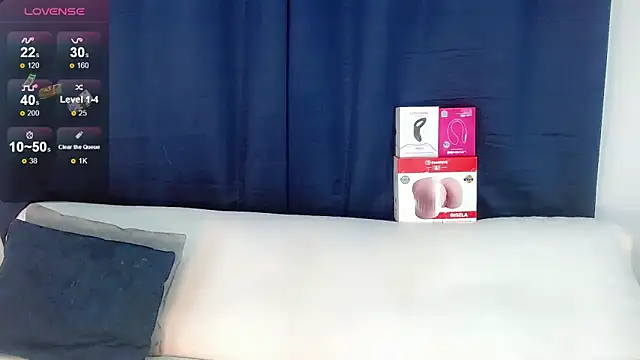 Snapshot of laura_sweett120 chatting on February 10, 2026, 7:07 am laura sweett120 online show from February 10, 2026, 7:07 am