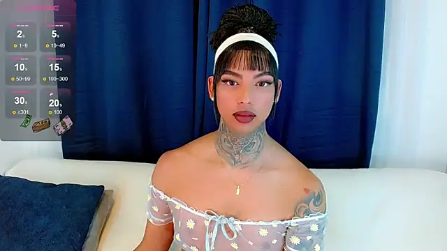 Snapshot of laura_sweett120 chatting on October 18, 2025, 12:56 am laura sweett120 online show from October 18, 2025, 12:56 am