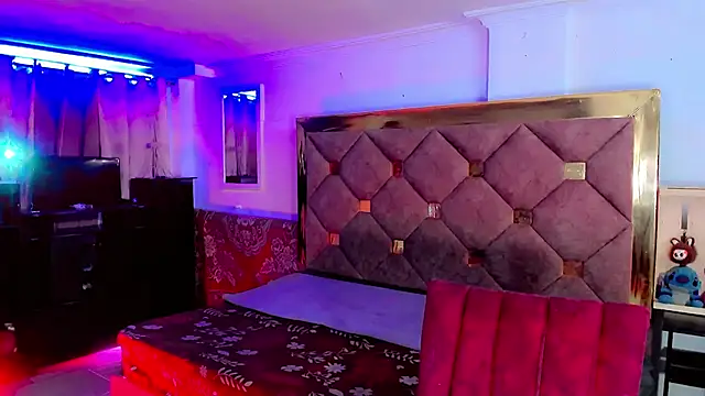 Snapshot of the-horus-girl chatting on September 26, 2025, 6:48 pm the-horus-girl online show from September 26, 2025, 6:48 pm