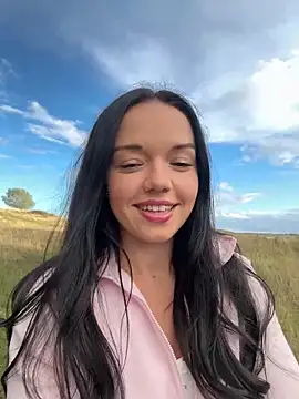 Snapshot of Vanesskaa chatting on September 13, 2025, 4:51 pm Vanesskaa online show from September 13, 2025, 4:51 pm
