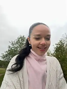 Snapshot of Vanesskaa chatting on October 10, 2025, 4:30 pm Vanesskaa online show from October 10, 2025, 4:30 pm