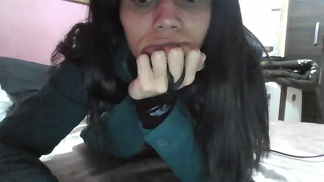 Snapshot of Bonecagulosa chatting on September 24, 2025, 3:46 am Bonecagulosa online show from September 24, 2025, 3:46 am