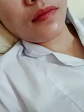  Attractivegirl33 online show from October 1, 2025, 4:39 am