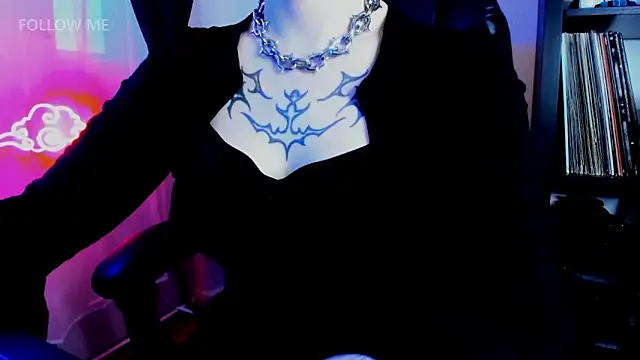 Demongirl6666 online show from May 25, 2026, 6:06 pm