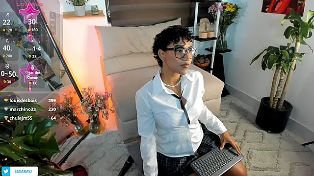 Snapshot of Saraycum chatting on October 24, 2025, 9:47 pm Saraycum online show from October 24, 2025, 9:47 pm